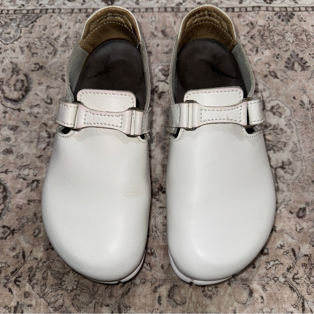 Alpro Birkenstocks UNISEX Women’s 8 Men’s 6 White Leather Shoes Clogs